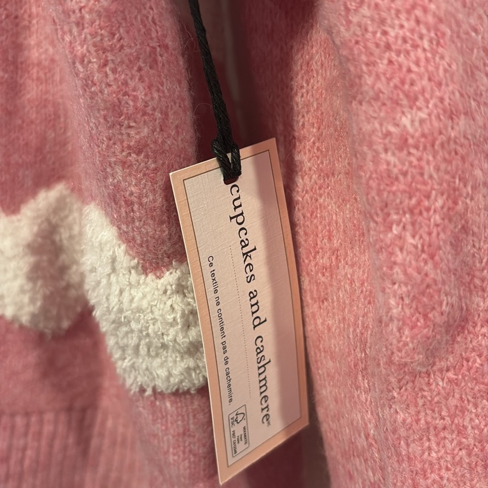 BNWT CUPCAKES & CASHMERE Valentine's Day Pink Heart Pattern Cardigan Size Medium - Picture 5 of 8